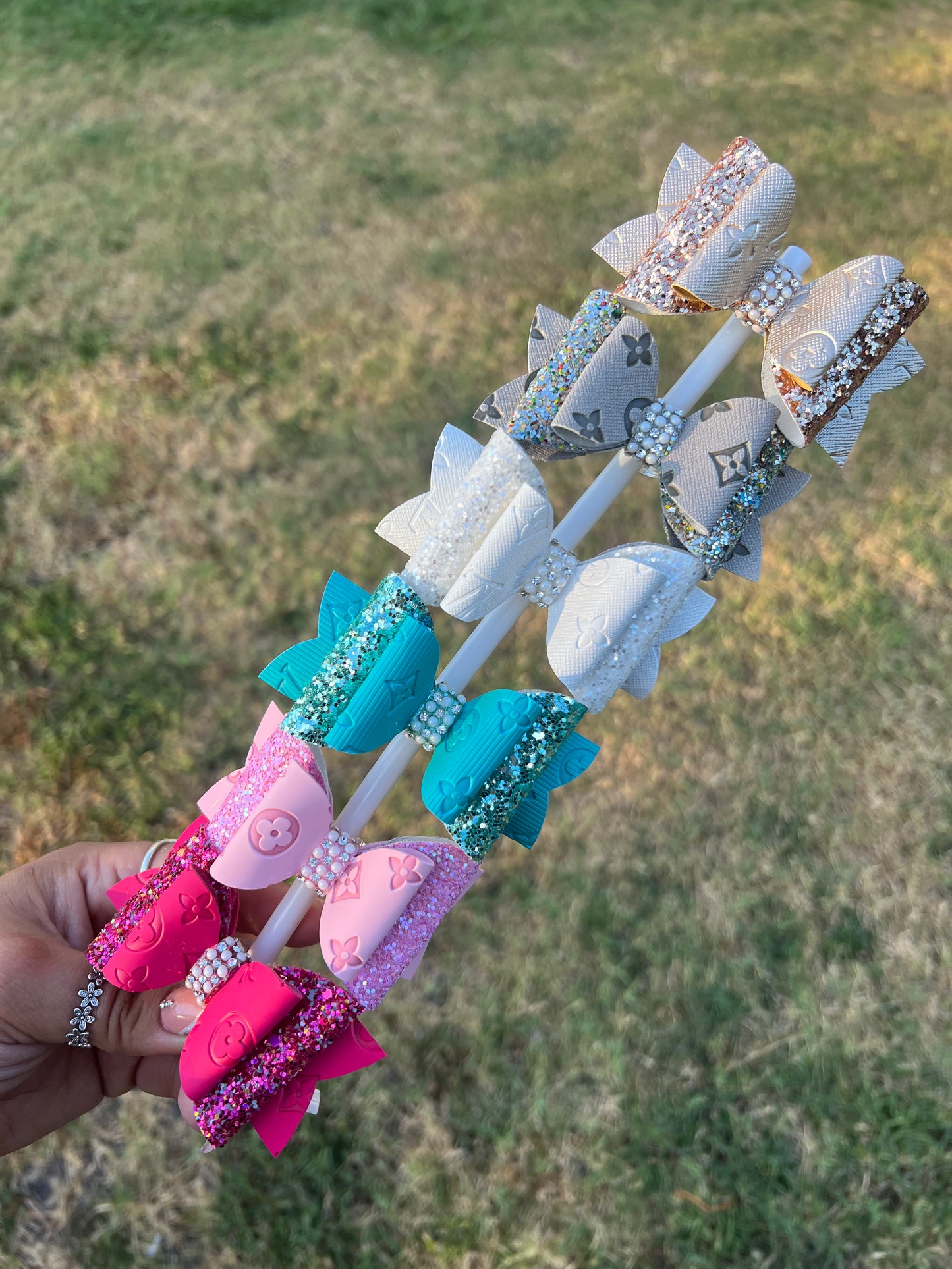 LV Straw Toppers