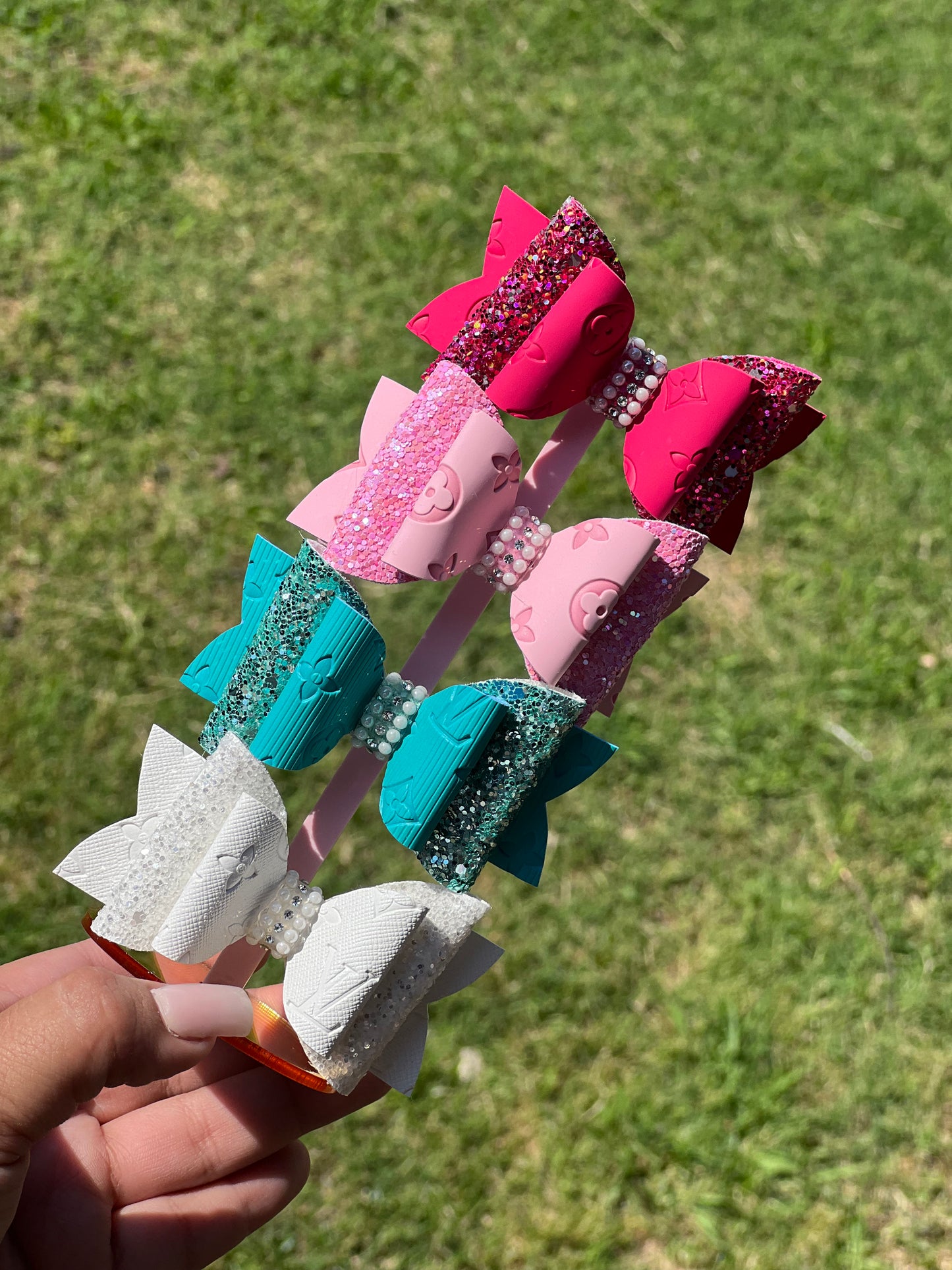LV Straw Toppers